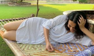 Read more about the article Swara Bhasker Shares relaxing Pictures