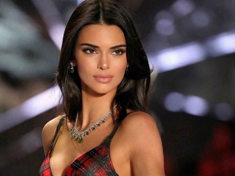10 Most beautiful supermodels in the world
