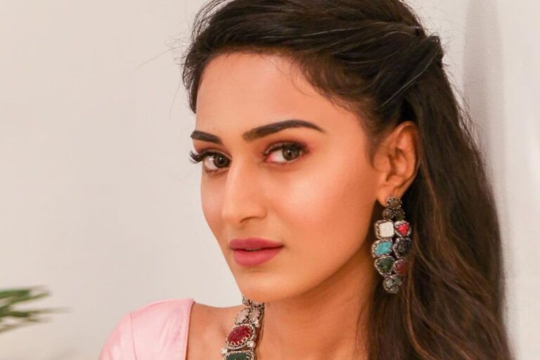 Erica Fernandes
