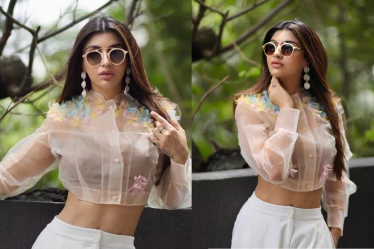 You are currently viewing Akanksha Puri Stuns Fans in the Sonora Jacket and Bralette Ensemble